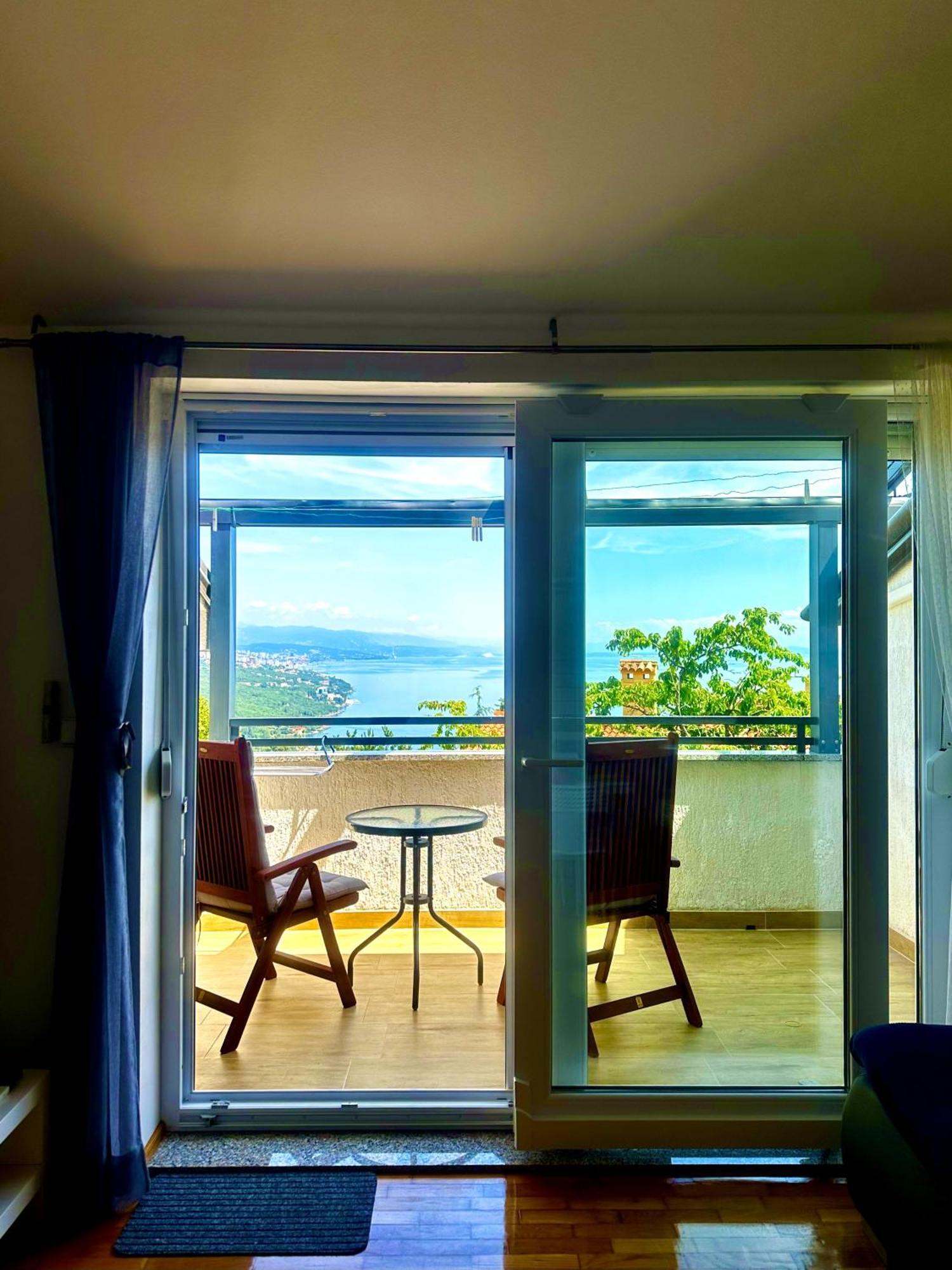 Milena Apartment Opatija Volosko Eksteriør billede